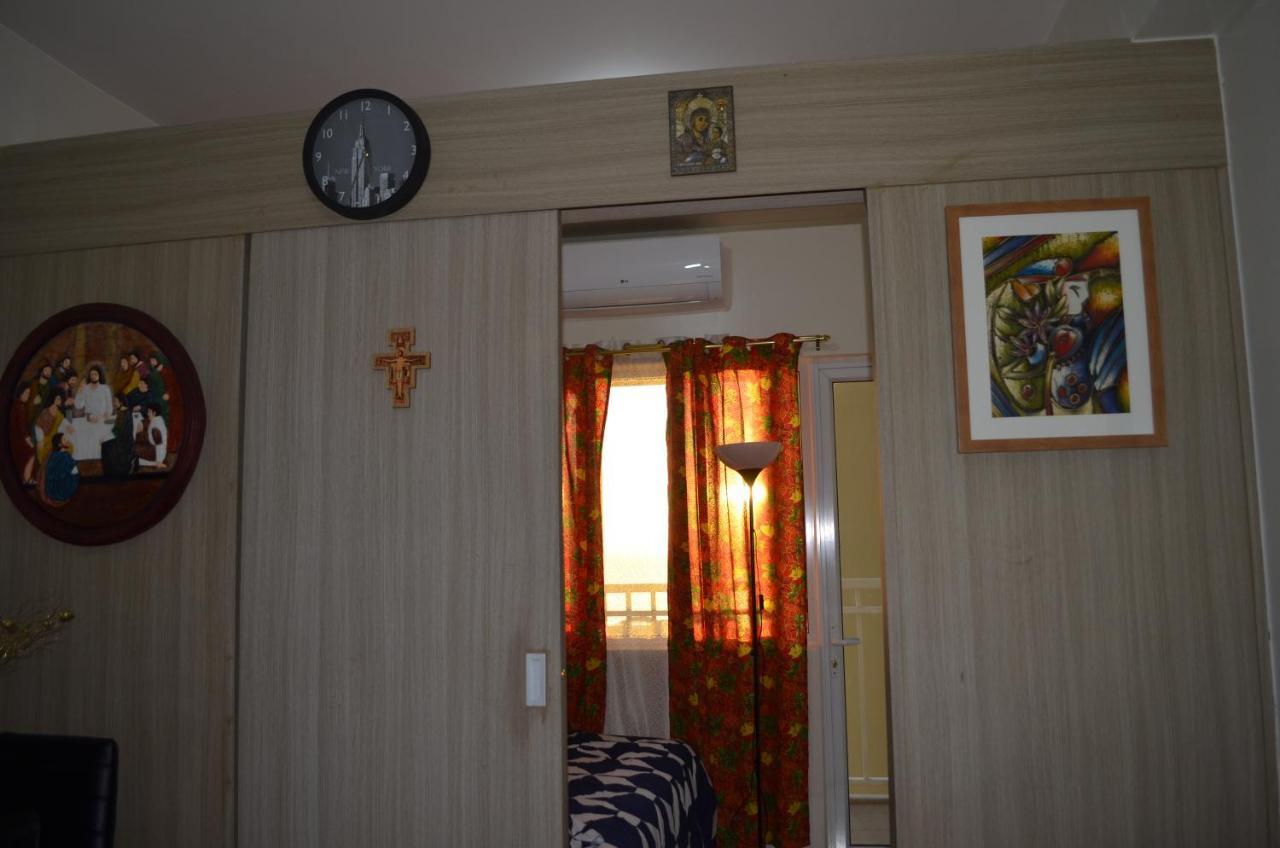 Jovic'S Condo At Breeze Residences. Manila Exterior photo